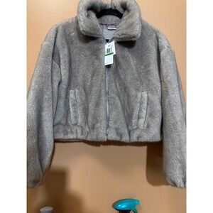 Joujou Husky Gray Faux Fur Cropped Jacket Full Zip Large NWT